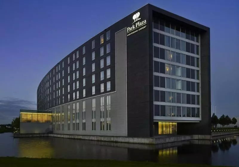 هتل Park Plaza Amsterdam Airport