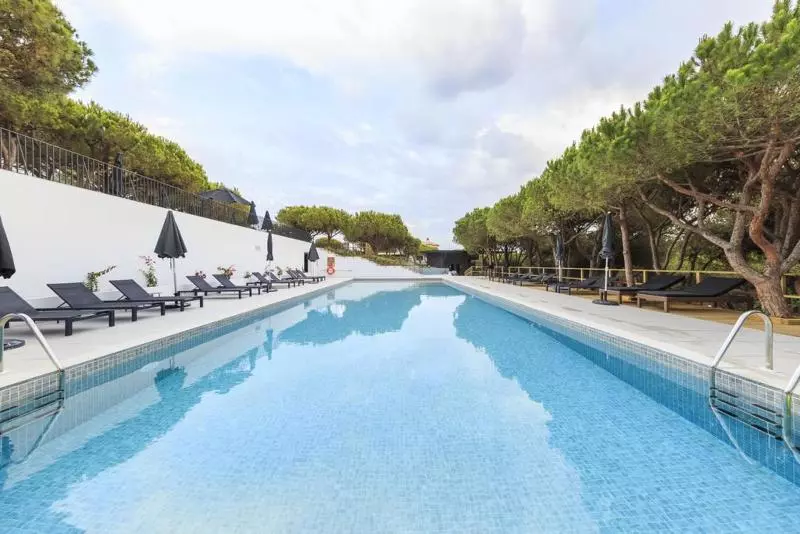 Отель Octant Praia Verde