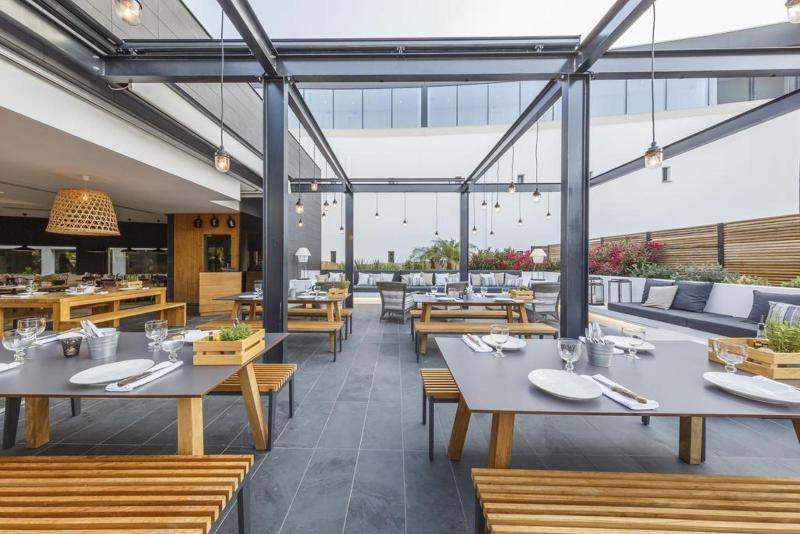 هتل Octant Praia Verde