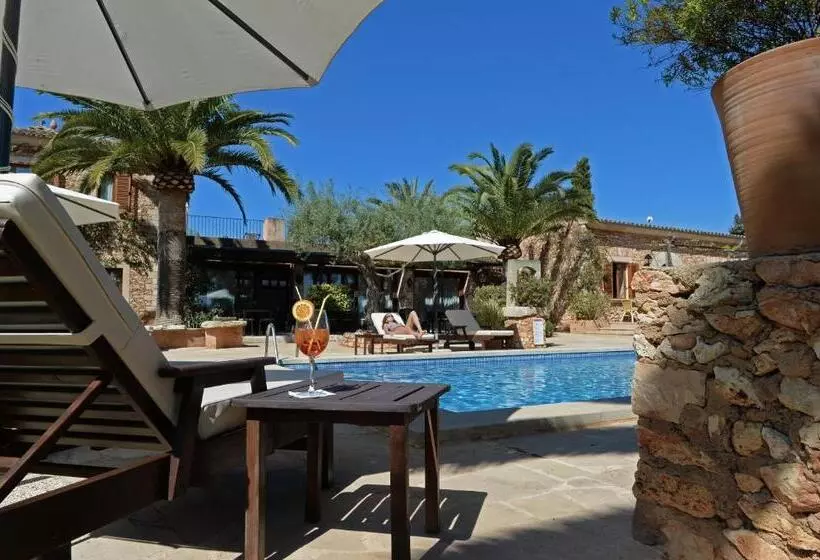 فندق ريفى Agroturismo Sa Pletassa