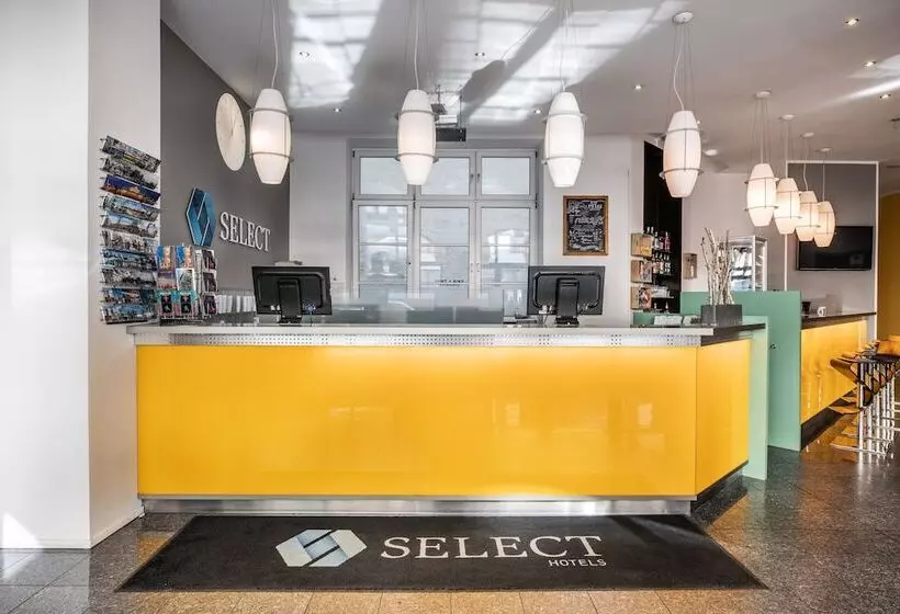 Garner Hotel Berlin Checkpoint Charlie