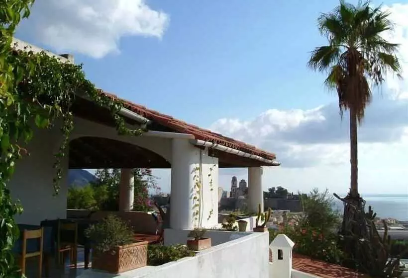 בית מלון כפרי Villa Diana