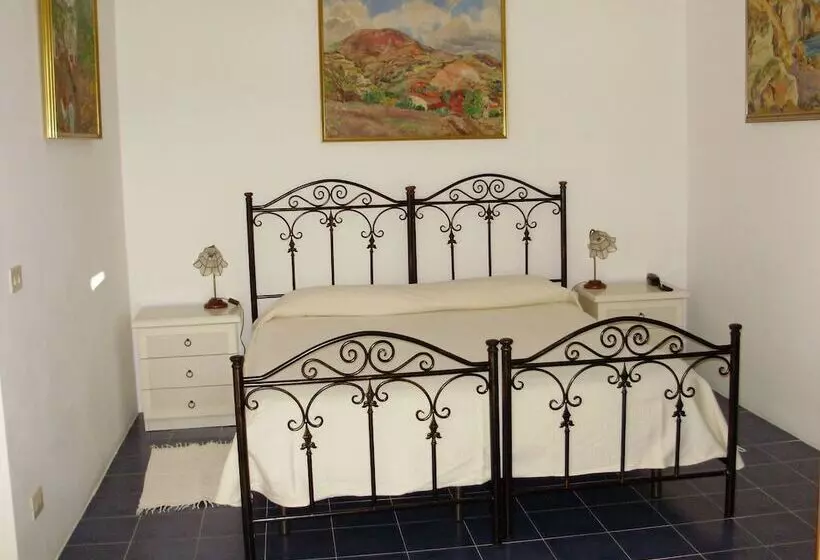 בית מלון כפרי Villa Diana