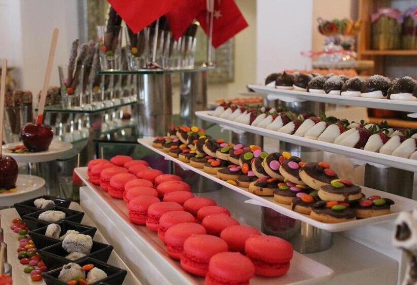 リゾートホテル Bellis Deluxe Hotel & Heated For Winter Aqua Park