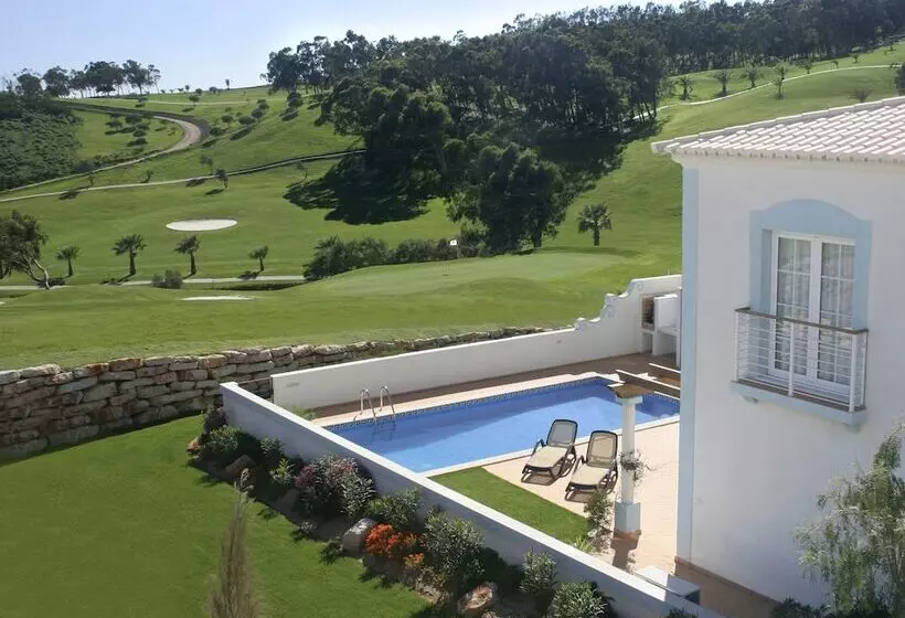 Курорт Quinta Da Encosta Velha Golf & Leisure Village