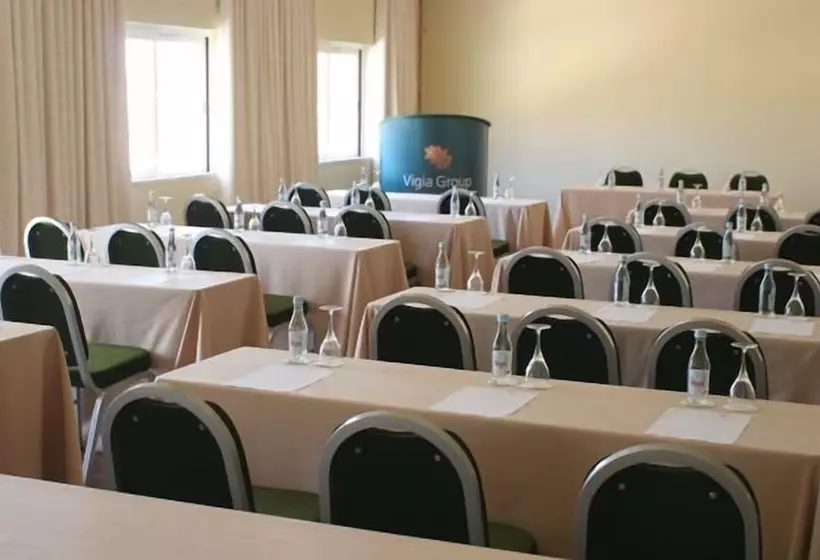 Курорт Quinta Da Encosta Velha Golf & Leisure Village