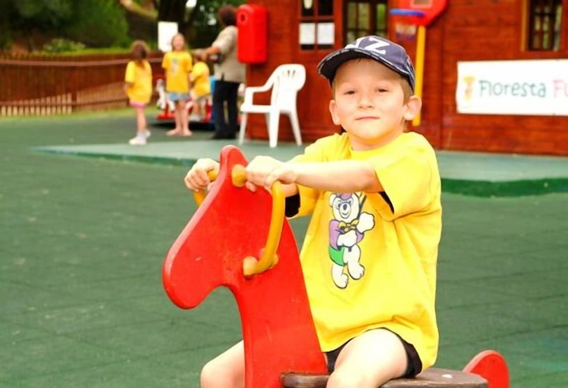 אתר נופש Quinta Da Encosta Velha Golf & Leisure Village