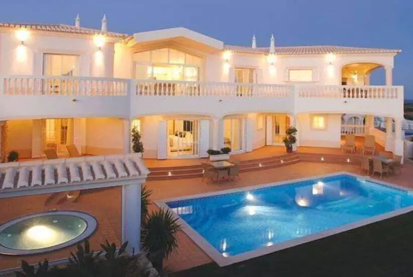 Курорт Quinta Da Encosta Velha Golf & Leisure Village