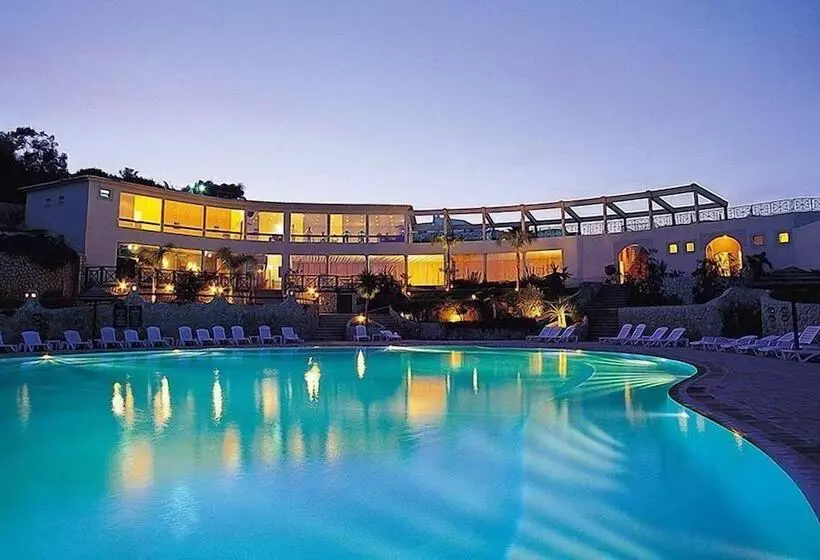 Курорт Quinta Da Encosta Velha Golf & Leisure Village