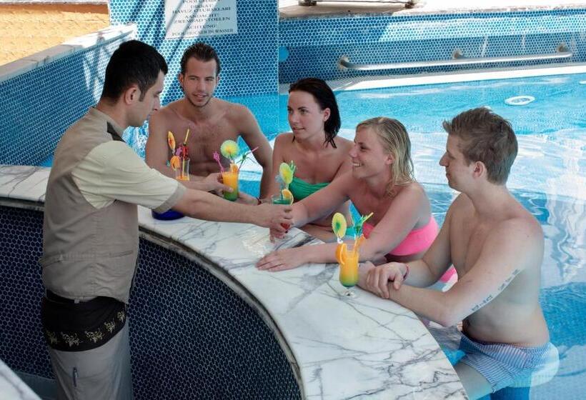 هتل Alaiye Kleopatra