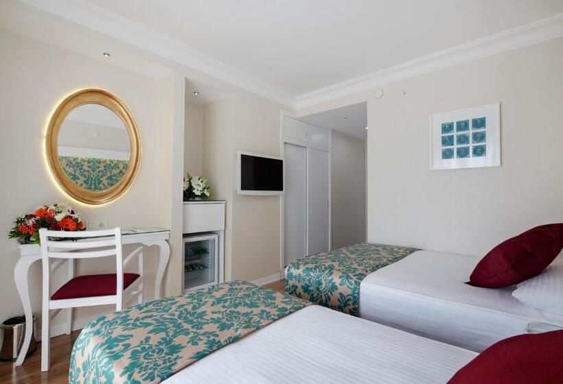 هتل Alaiye Kleopatra