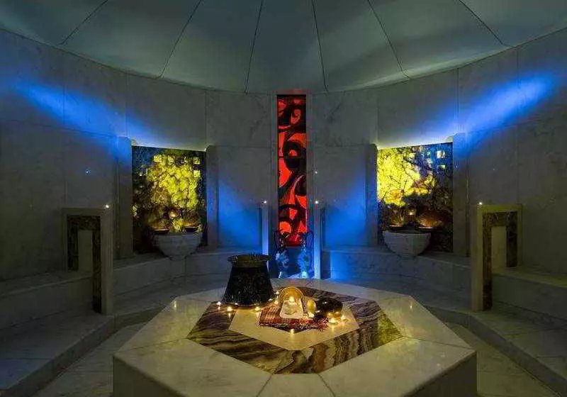 Hotel Blue Waters Club