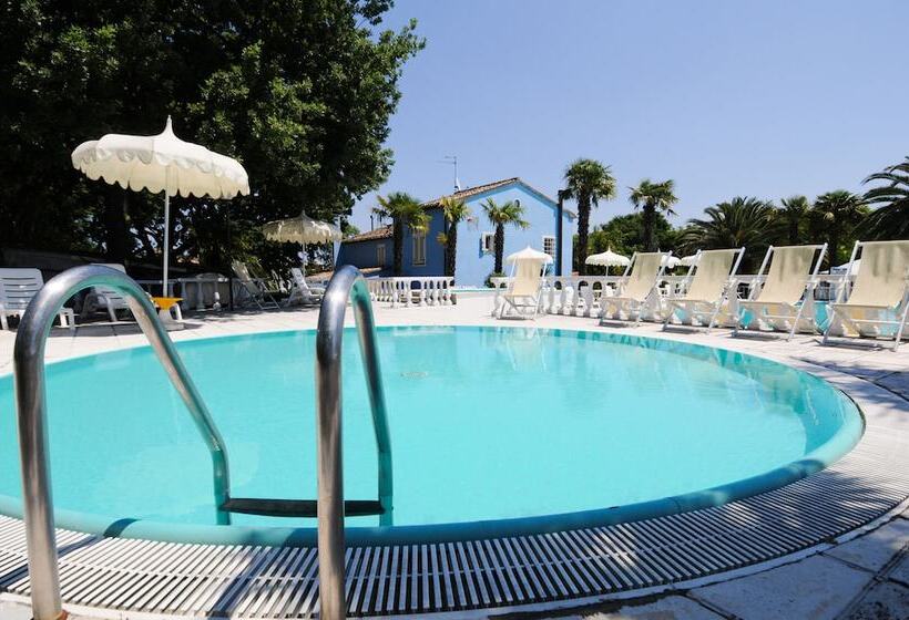 فندق Camping Village Riviera