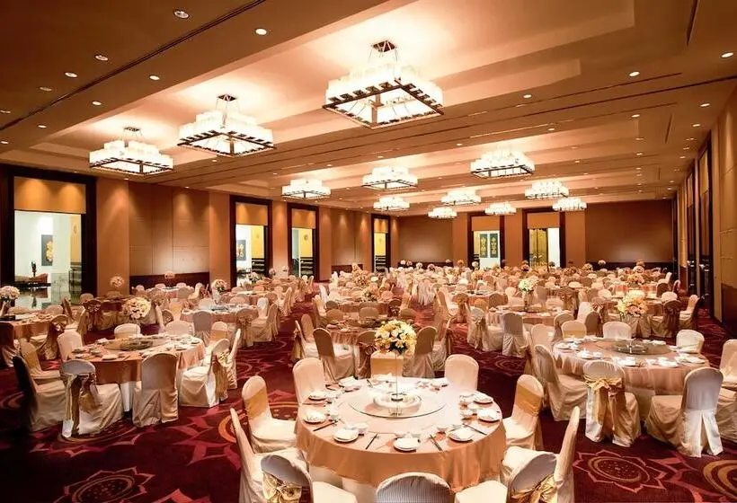 هتل Hyatt Regency Bangkok Suvarnabhumi Airport