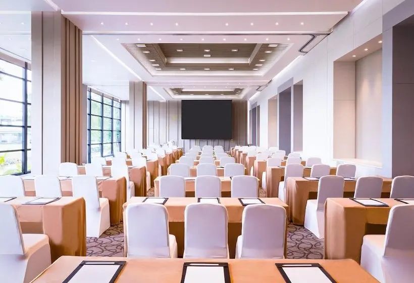 هتل Hyatt Regency Bangkok Suvarnabhumi Airport