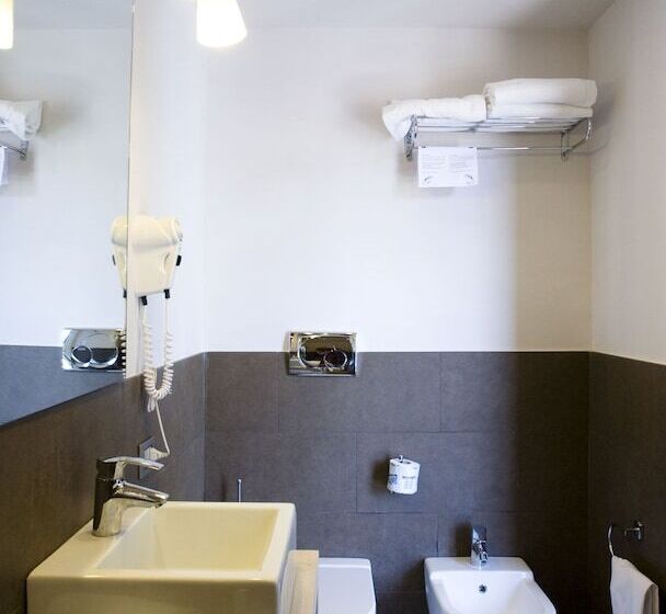 Otel Il Piccolo Giardino Gh Superior