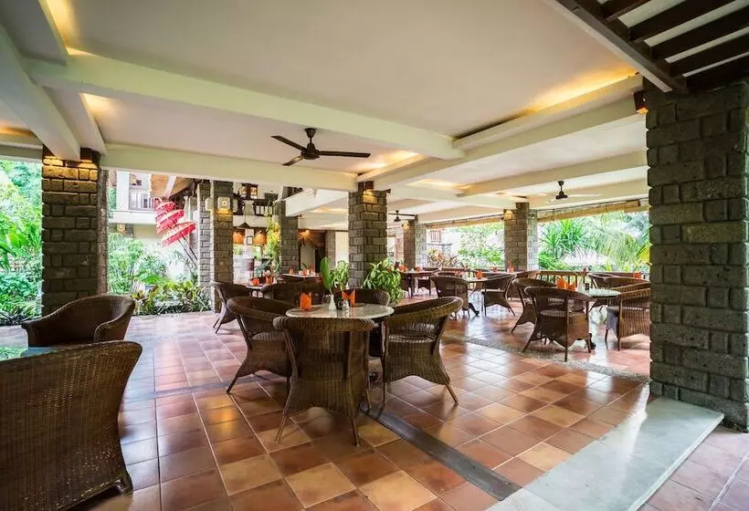 ホテル Kori Ubud Resort, Restaurant & Spa