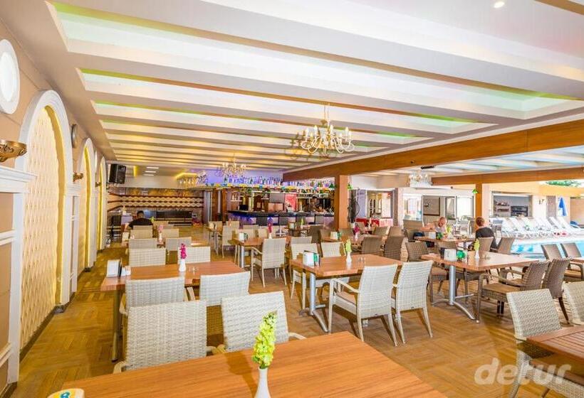 Отель Lavinia Apart