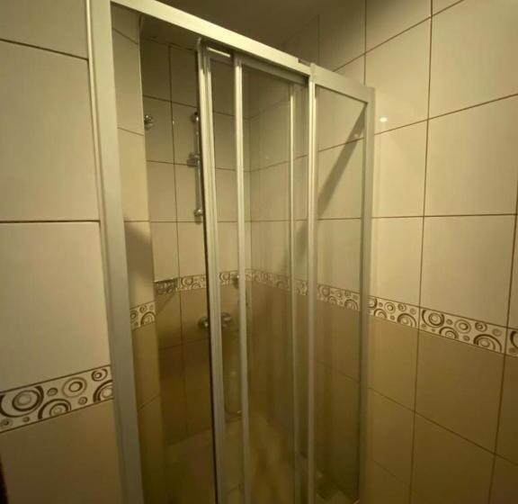 Отель Lavinia Apart