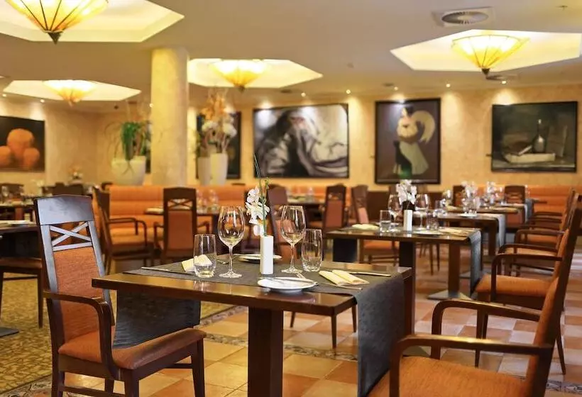 Lindner Hotel Prague Castle, Part Of Jdv By Hyatt