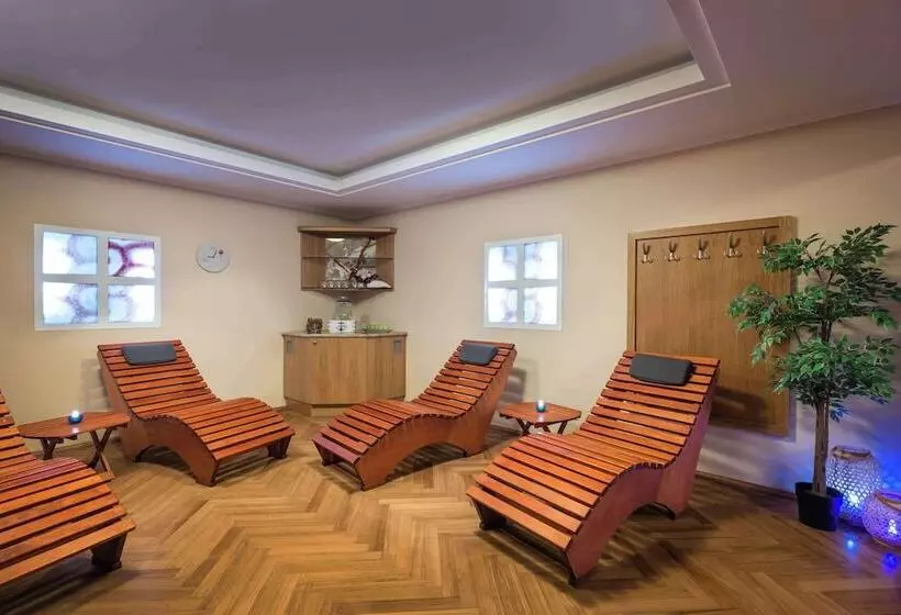 Lindner Hotel Prague Castle, Part Of Jdv By Hyatt