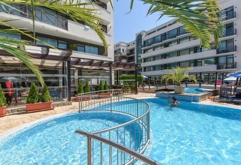 ホテル Lion Sunny Beach