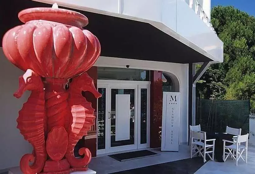 Отель M Glamour