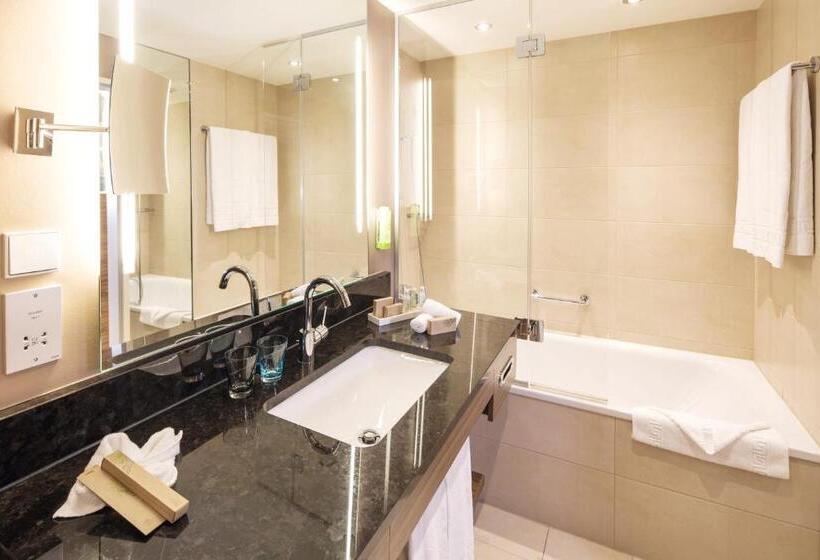 Mövenpick Hotel Izmir