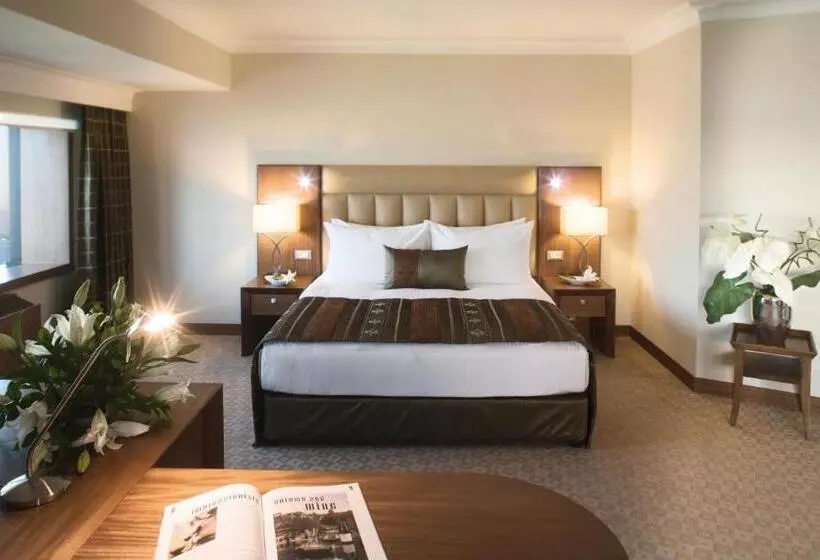 Mövenpick Hotel Izmir