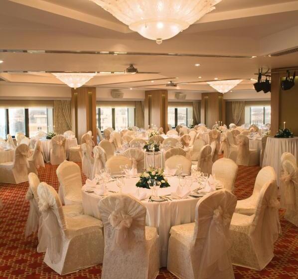 Mövenpick Hotel Izmir