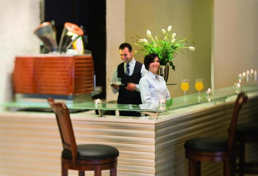 Mövenpick Hotel Izmir