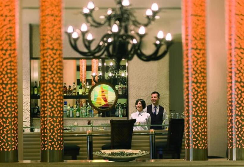 Mövenpick Hotel Izmir