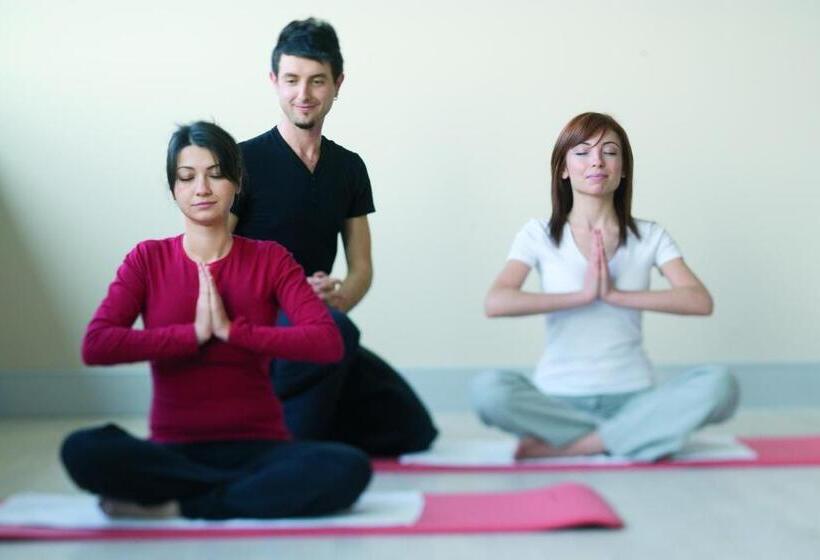 Mövenpick Hotel Izmir