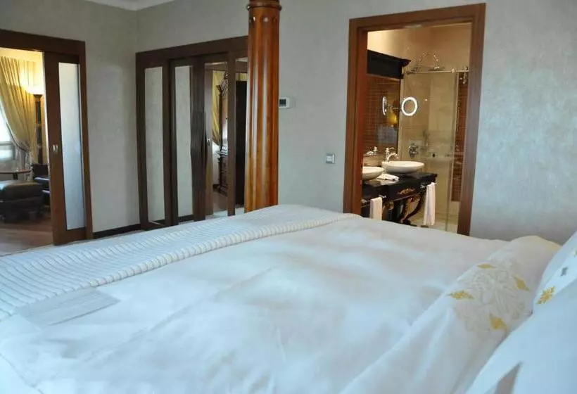 Mövenpick Hotel Izmir