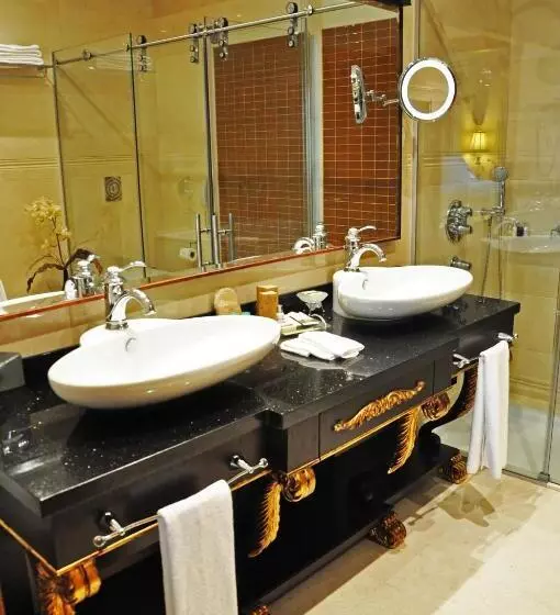 Mövenpick Hotel Izmir