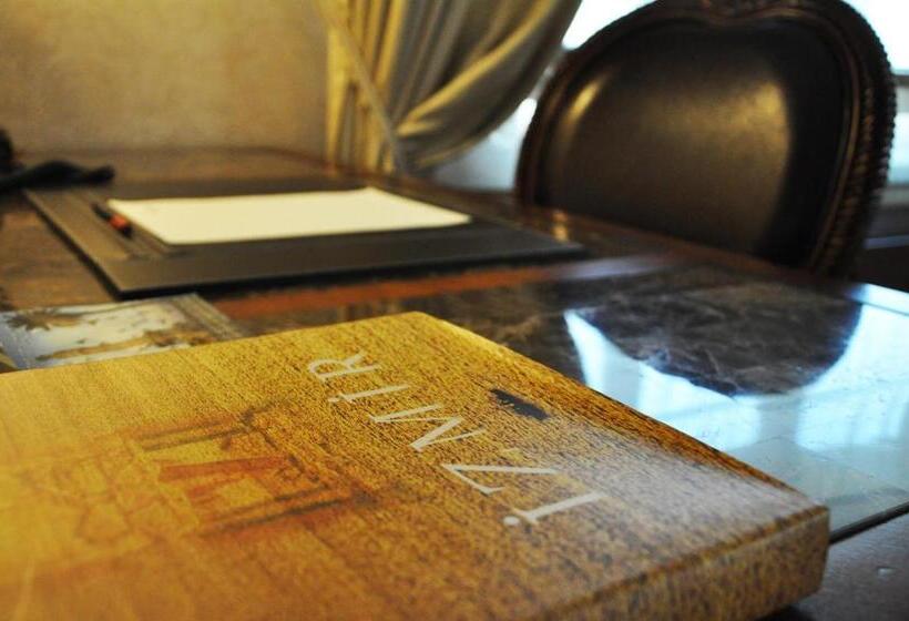 Mövenpick Hotel Izmir