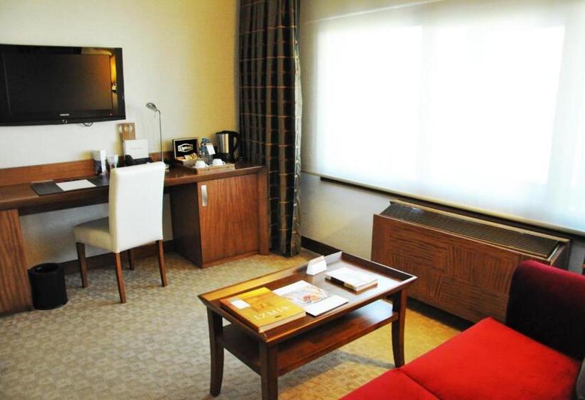 Mövenpick Hotel Izmir