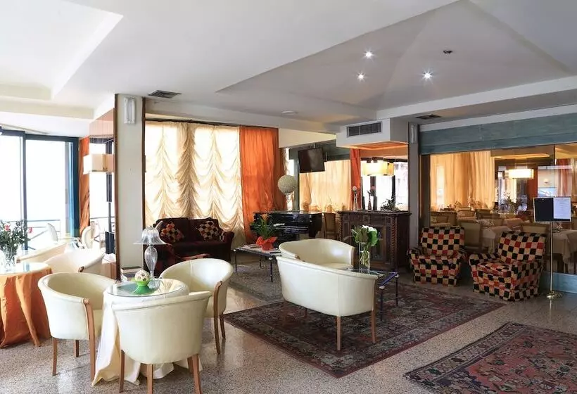 Отель Nuovo Savi