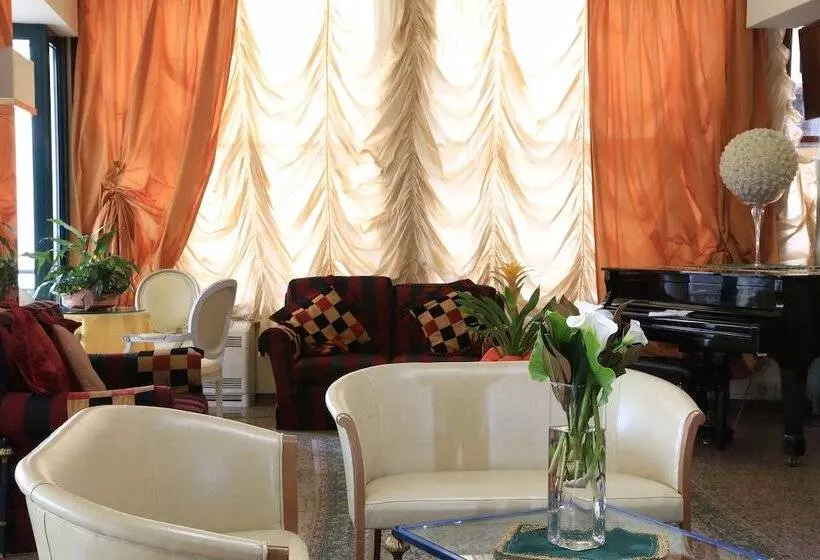 Отель Nuovo Savi