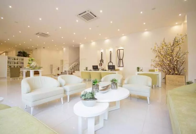 هتل Oasis Porto Grande