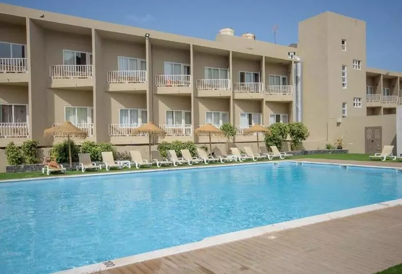 هتل Oasis Porto Grande