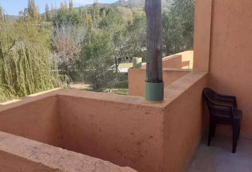 ホテル Posada Terrazas Con Pileta Climatizada