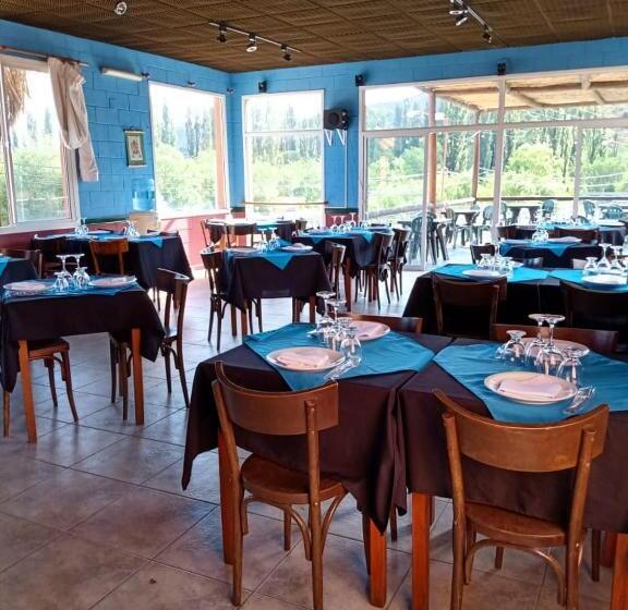 ホテル Posada Terrazas Con Pileta Climatizada