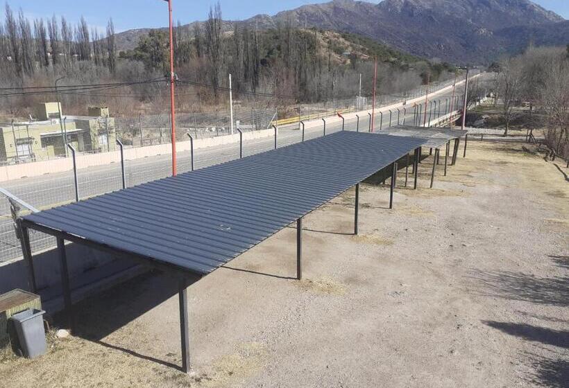 ホテル Posada Terrazas Con Pileta Climatizada