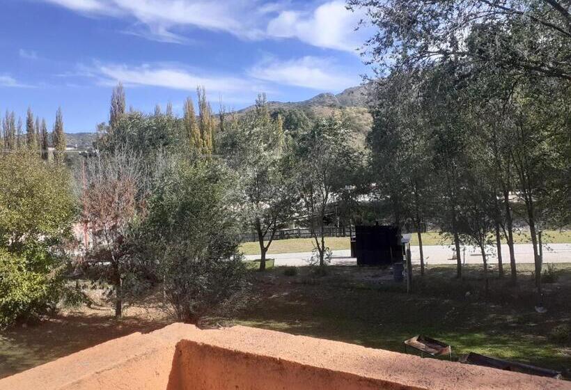 ホテル Posada Terrazas Con Pileta Climatizada