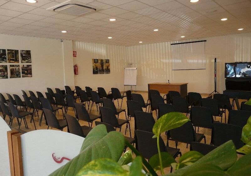 هتل Restaurante El Tollo