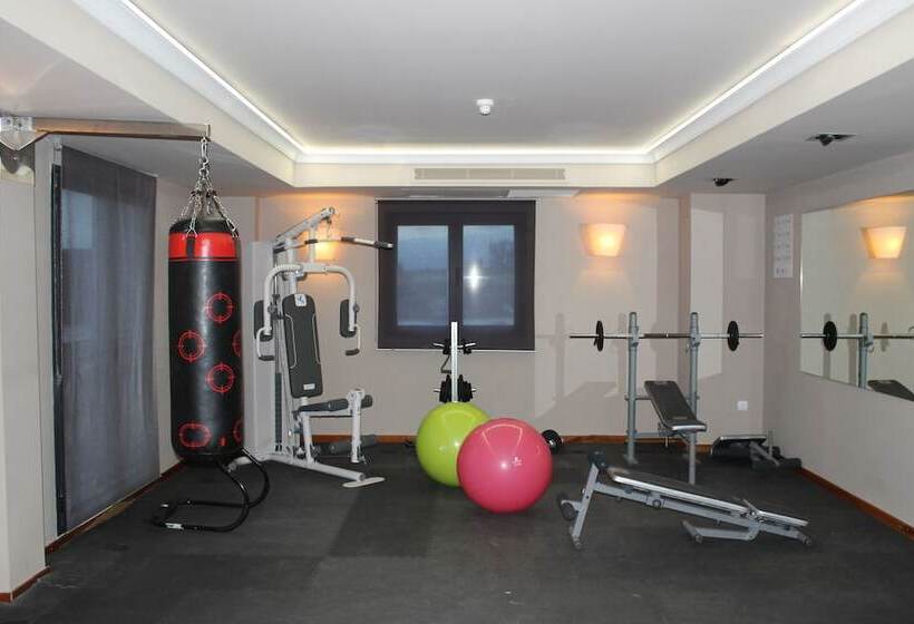 酒店 Restaurante El Tollo