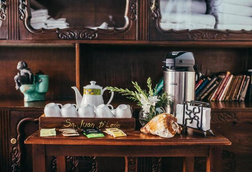 هتل San Juan De Leon