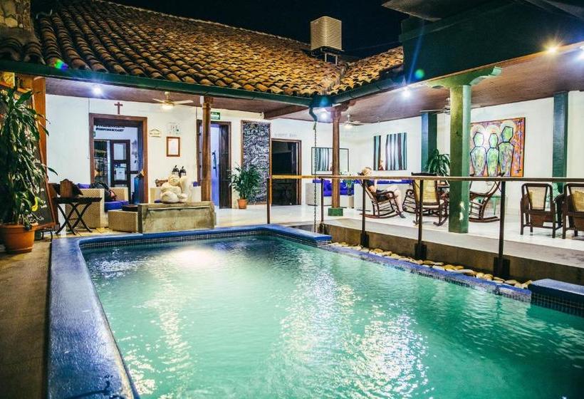 هتل San Juan De Leon