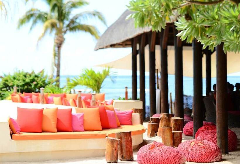 Veranda Pointe Aux Biches Hotel & Spa